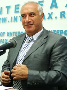 Арарат Гомцян